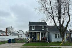 Pre-foreclosure in  STEWART AVE Lincoln Park, MI 48146
