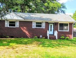 Pre-foreclosure in  YORKSHIRE RD Portsmouth, VA 23701