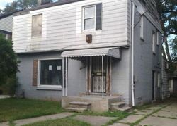 Pre-foreclosure in  SORRENTO ST Detroit, MI 48235
