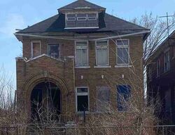 Pre-foreclosure in  ELMHURST ST Detroit, MI 48206
