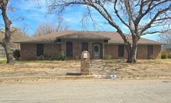 Pre-foreclosure in  DELPHI DR Duncanville, TX 75137