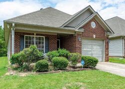 Pre-foreclosure in  Forest Lakes Dr Sterrett, AL 35147