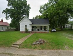Pre-foreclosure in  K St Martin, TN 38237
