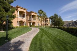 Pre-foreclosure in  Strada Di Circolo Henderson, NV 89011