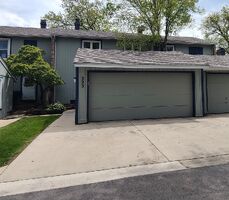 Pre-foreclosure in  Willow Ln Bloomingdale, IL 60108