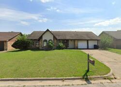 Pre-foreclosure in  Lookout Dr Fort Worth, TX 76140