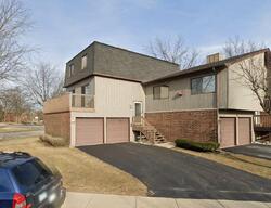 Pre-foreclosure in  Century Dr Roselle, IL 60172