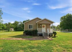  Thornton St, La Fayette GA