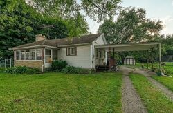Pre-foreclosure in  Victory Ave Louisville, OH 44641