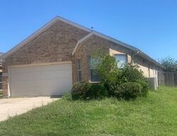  Charmion Ln, Fort Worth TX