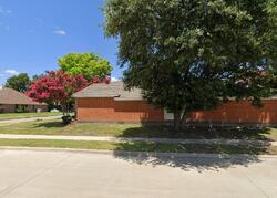 Pre-foreclosure in  Liles Ln Mesquite, TX 75181