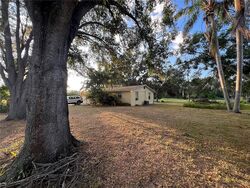 Pre-foreclosure in  Symmes Rd Gibsonton, FL 33534