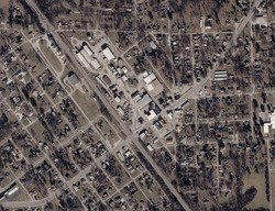  W Main St, Decherd TN