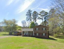 Pre-foreclosure in  Pineland Ave Union, SC 29379