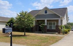 Pre-foreclosure in  Timber Leaf Trl Bessemer, AL 35022