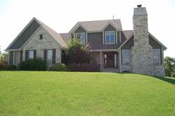Pre-foreclosure in  Bantry Rd Sussex, WI 53089