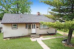 Pre-foreclosure in  Midway Ave Ne Canton, OH 44705