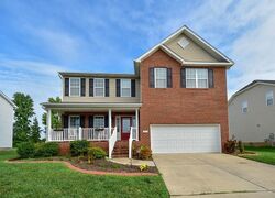  Seattle Slew Pl, Whitsett NC