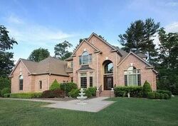Pre-foreclosure in  Drakes Meadow Ln Arden, NC 28704