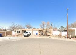 Pre-foreclosure in  Shannon Pl Nw Albuquerque, NM 87107