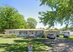 Pre-foreclosure in  8th Ave Fairmont, NE 68354