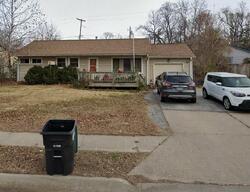 Pre-foreclosure in  Maenner Dr Omaha, NE 68114