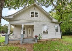 Pre-foreclosure in  N Missouri Ave Springfield, MO 65803