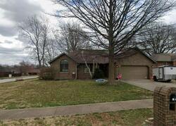 Pre-foreclosure in  S Jonathan Ave Springfield, MO 65807