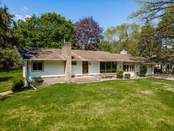 Pre-foreclosure in  Oakview Ln N Minneapolis, MN 55441