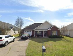 Pre-foreclosure in  Strawbridge Ln Bonaire, GA 31005