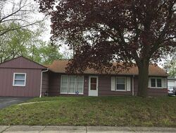Pre-foreclosure in  Marquette Pl Park Forest, IL 60466