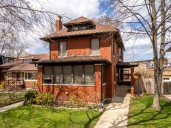 Pre-foreclosure in  W Sherwin Ave Chicago, IL 60626