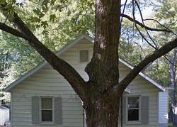 Pre-foreclosure in  Copple St Centralia, IL 62801