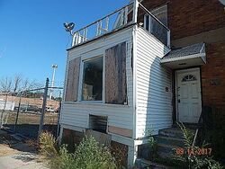 Pre-foreclosure in  S South Chicago Ave Chicago, IL 60637