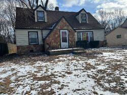 Pre-foreclosure in  Millard Ave Markham, IL 60428