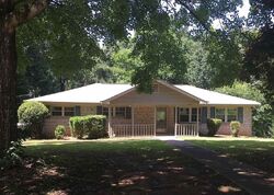 Pre-foreclosure in  Crestmore Dr Ne Kennesaw, GA 30144
