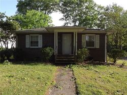 Pre-foreclosure in  W Girard Ave Cedartown, GA 30125