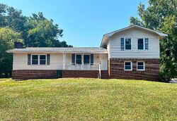 Pre-foreclosure in  Monroe St Thomaston, GA 30286