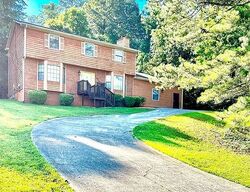 Pre-foreclosure in  Raiders Ridge Dr Lithonia, GA 30038