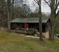 Pre-foreclosure in  Ridgeland Rd Rossville, GA 30741