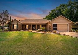 Pre-foreclosure in  Se 96th Ct Summerfield, FL 34491