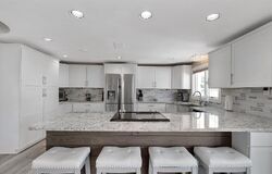 Pre-foreclosure in  Bay St Gulf Breeze, FL 32563