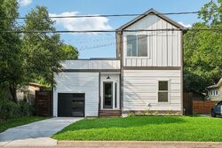 Pre-foreclosure in  Piedmont Ave Austin, TX 78757