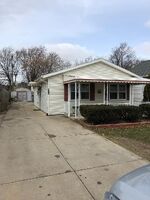  Elberta Dr, Vermilion OH