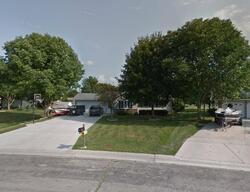 Pre-foreclosure in  Oak St Watertown, WI 53098