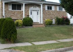 Pre-foreclosure in  Deerbrook Rd Catonsville, MD 21228
