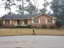 Pre-foreclosure in  Gary Ave Albany, GA 31707