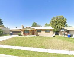 Pre-foreclosure in  S Mignon Dr Salt Lake City, UT 84120
