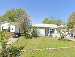 Pre-foreclosure in  N Hudson Ave Tulsa, OK 74115