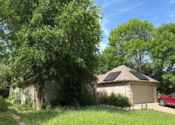  Greenleaf Dr, North Richland Hills TX